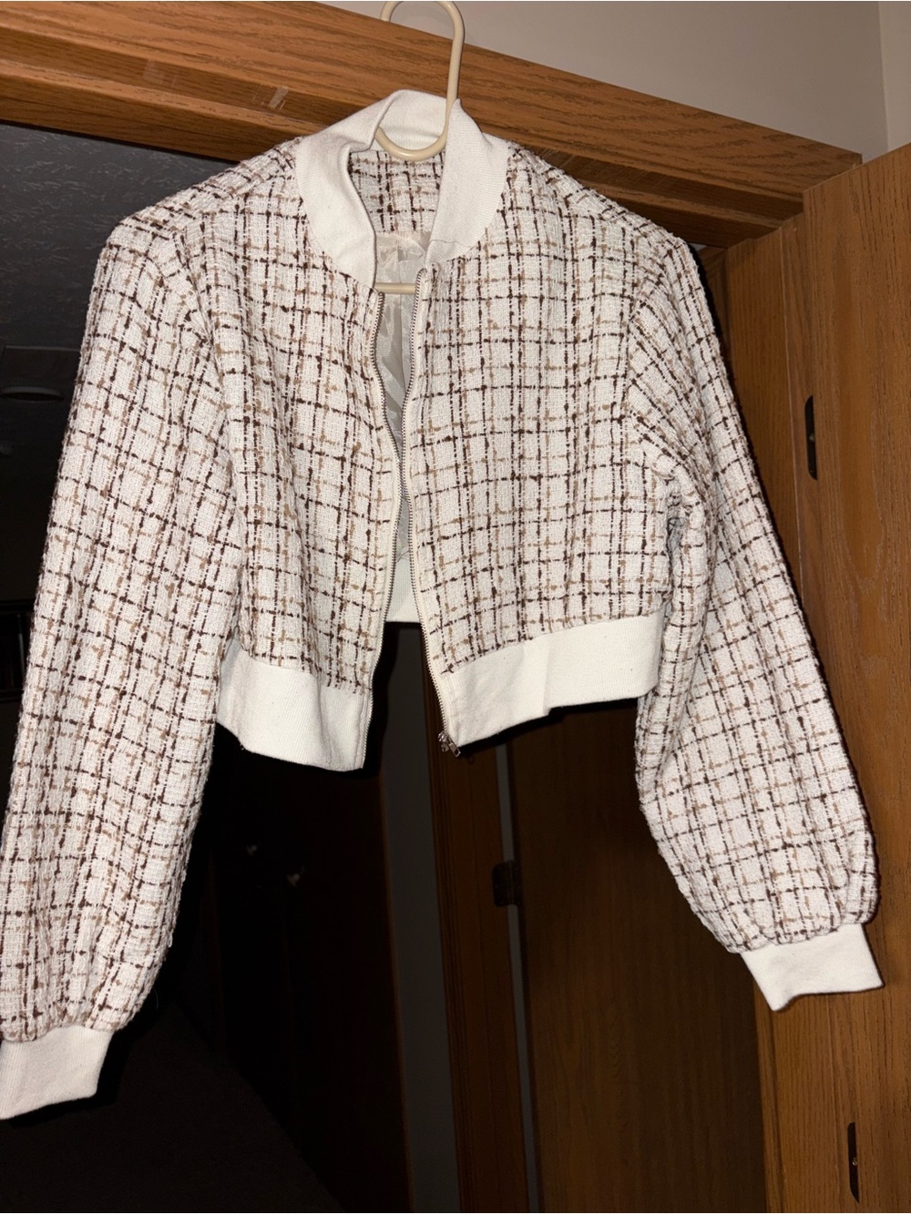 Francesca's Collections Ivory & Brown Plaid Cropped Bomber Jacket